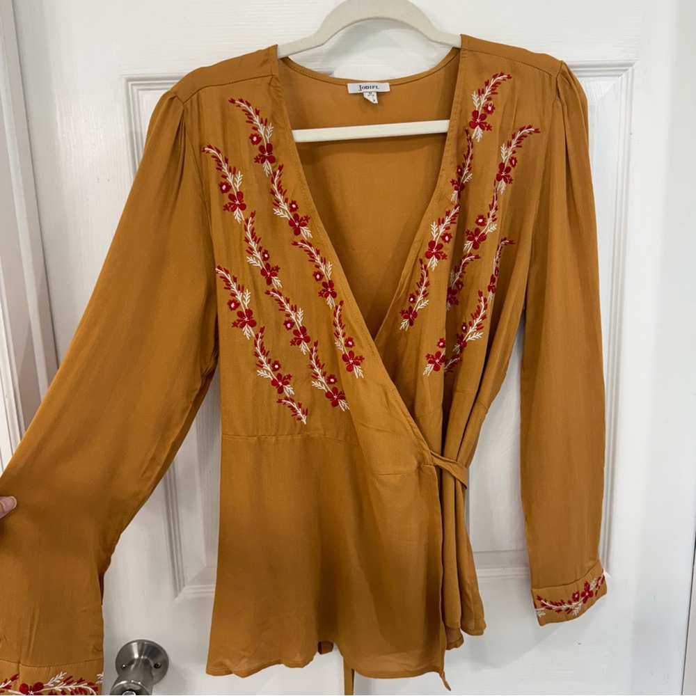 JODIFL Embroidered Floral Mustard Wrap Top Womens Medium Boho Long Sleeve